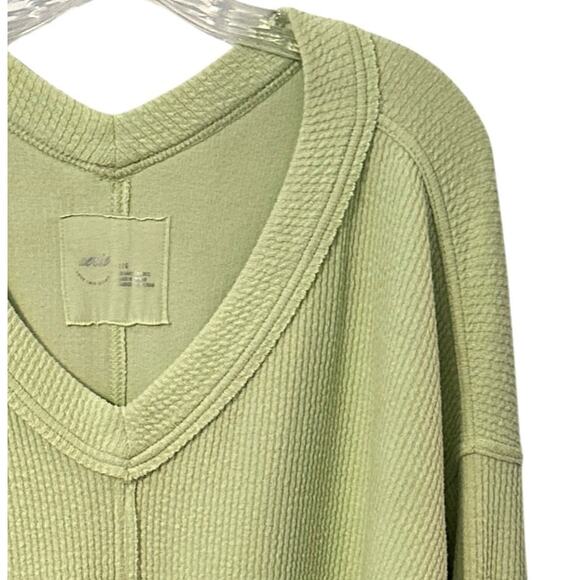 Aerie Wonder Textured Sweatshirt Womens Large Pistachio Green V-Neck *FLAW - Picture 3 of 12